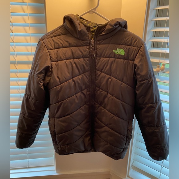 EUC Boys North Face Puffer Jacket / Reversible Print - Picture 1 of 5